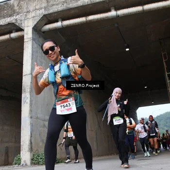 Runner Photo 8888685