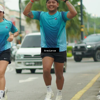 Runner Photo 8888712
