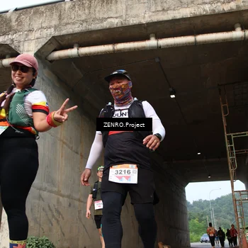 Runner Photo 8888726