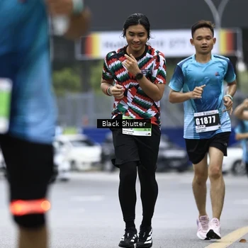 Runner Photo 8888730