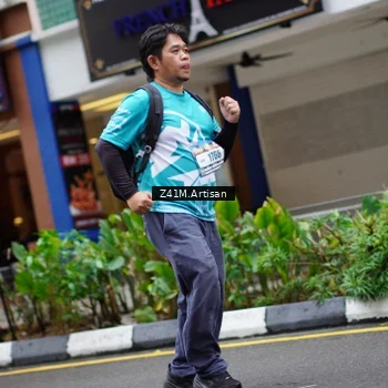 Runner Photo 8888736