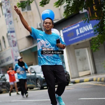 Runner Photo 8888775