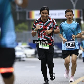 Runner Photo 8888789