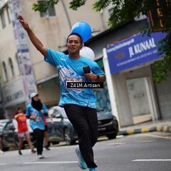 Runner Photo 8888838
