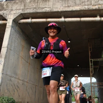 Runner Photo 8888842
