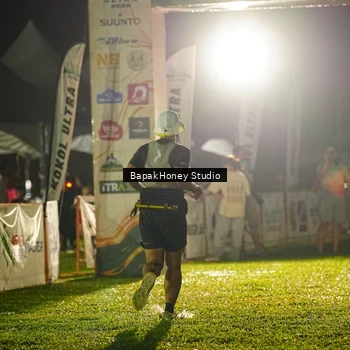 Runner Photo 8888875