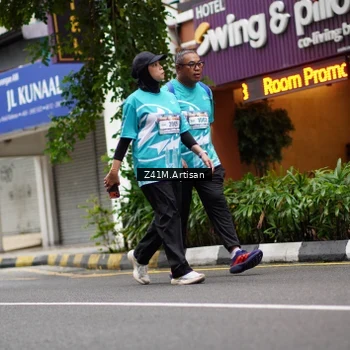 Runner Photo 8888885