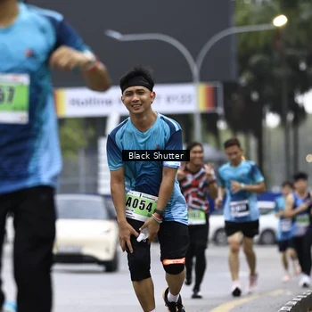 Runner Photo 8888918