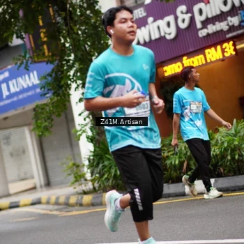 Runner Photo 8888995