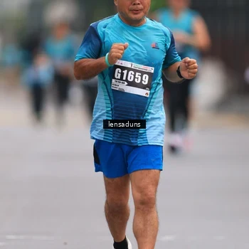 Runner Photo 8889068