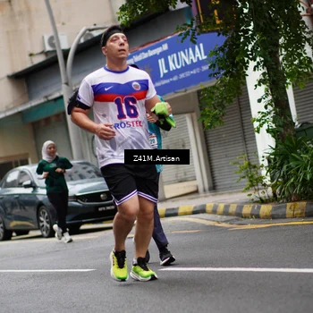 Runner Photo 8889245