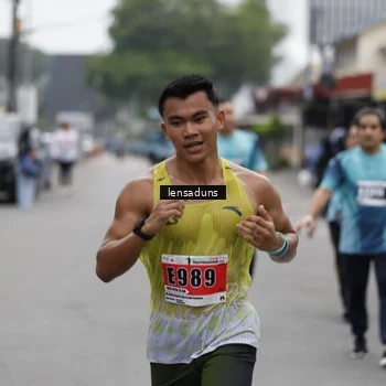Runner Photo 8889315