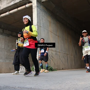 Runner Photo 8889359