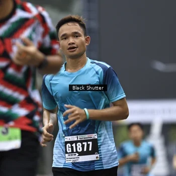 Runner Photo 8889389