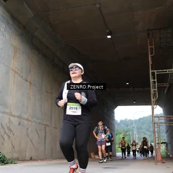 Runner Photo 8889398