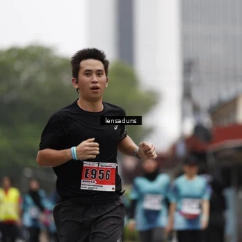 Runner Photo 8889420