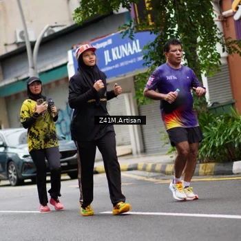 Runner Photo 8889437