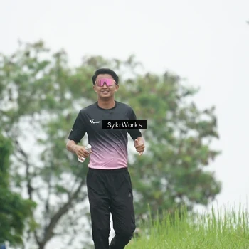 Runner Photo 8889458