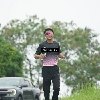 Runner Photo 8889494