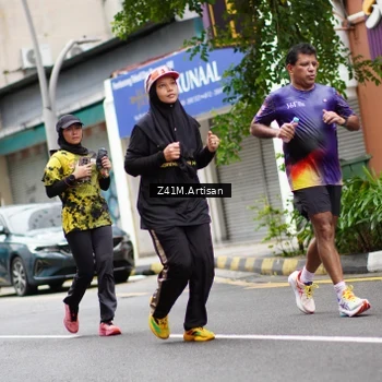 Runner Photo 8889495