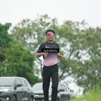 Runner Photo 8889497