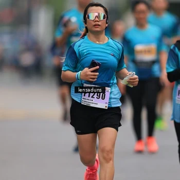 Runner Photo 8889533