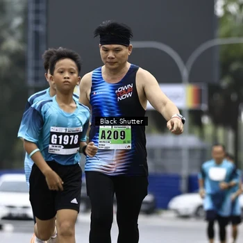 Runner Photo 8889549