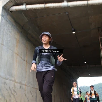 Runner Photo 8889567