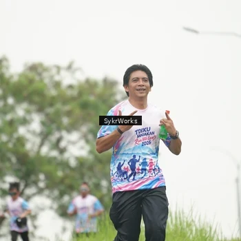 Runner Photo 8889575