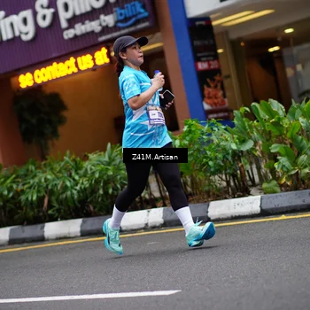 Runner Photo 8889605