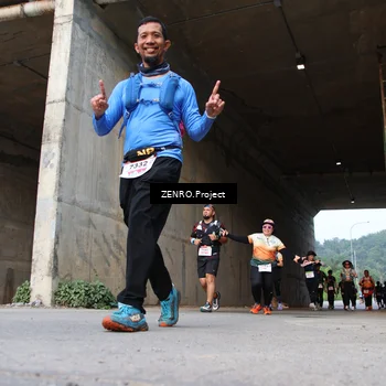 Runner Photo 8889723