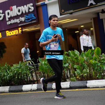 Runner Photo 8889746