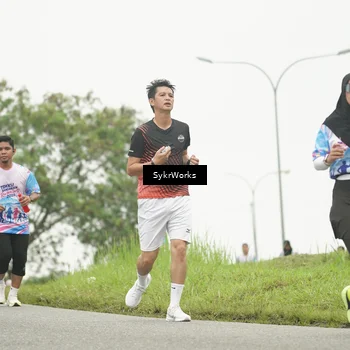 Runner Photo 8889799