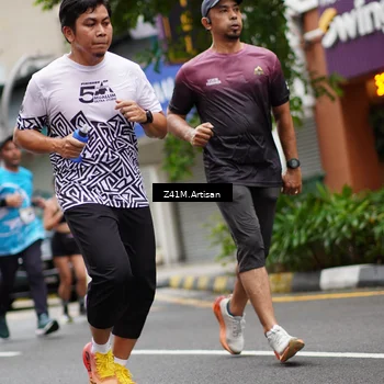 Runner Photo 8889875