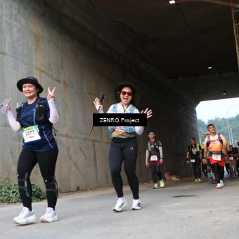 Runner Photo 8890026