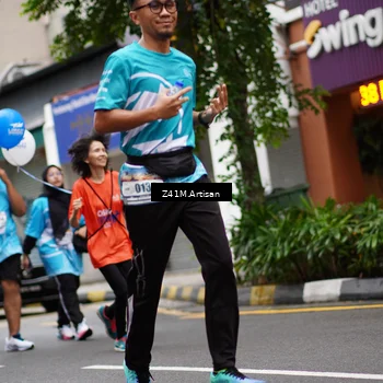 Runner Photo 8890060