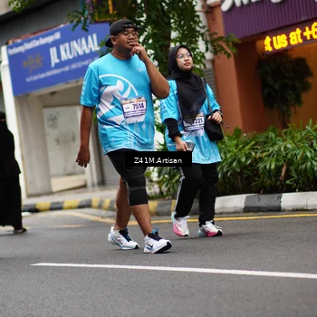 Runner Photo 8890101