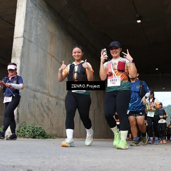 Runner Photo 8890275