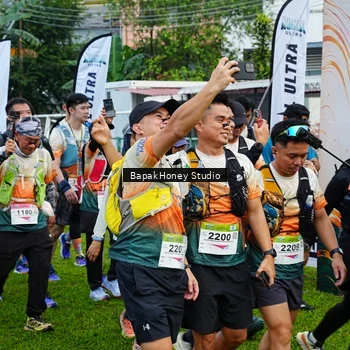 Runner Photo 8890343