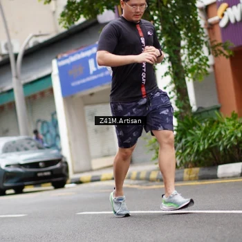 Runner Photo 8890365