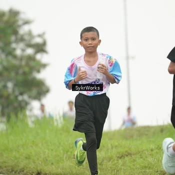 Runner Photo 8890400