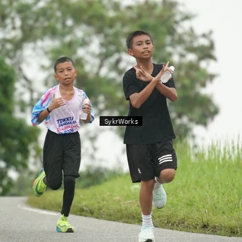 Runner Photo 8890406