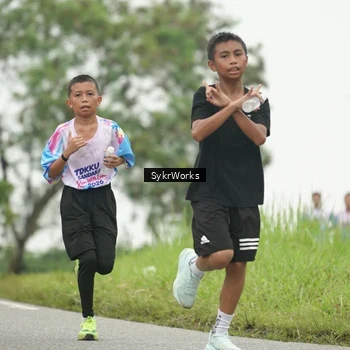 Runner Photo 8890416