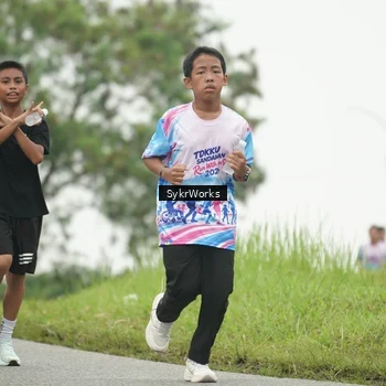 Runner Photo 8890429