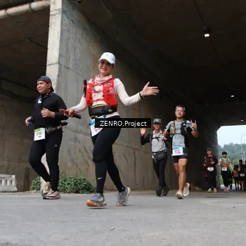 Runner Photo 8890441