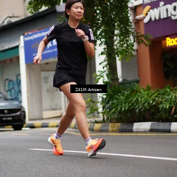 Runner Photo 8890487
