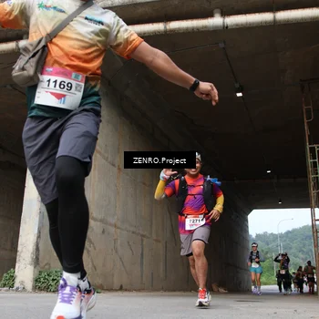 Runner Photo 8890492