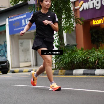 Runner Photo 8890493
