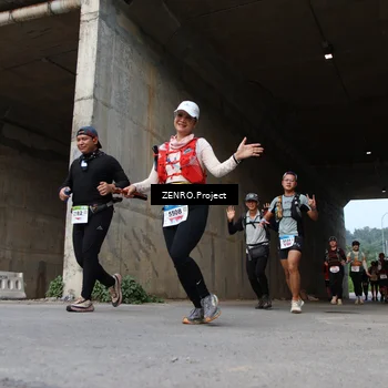 Runner Photo 8890518