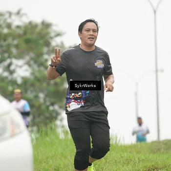 Runner Photo 8890522